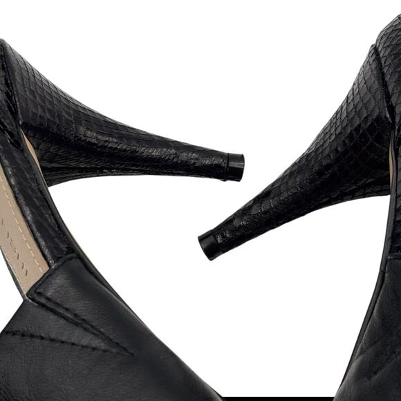 Marc Fisher Black Pointed Toe Heels Strappy Zip Back Stiletto Snake Embossed 8M - Picture 8 of 16